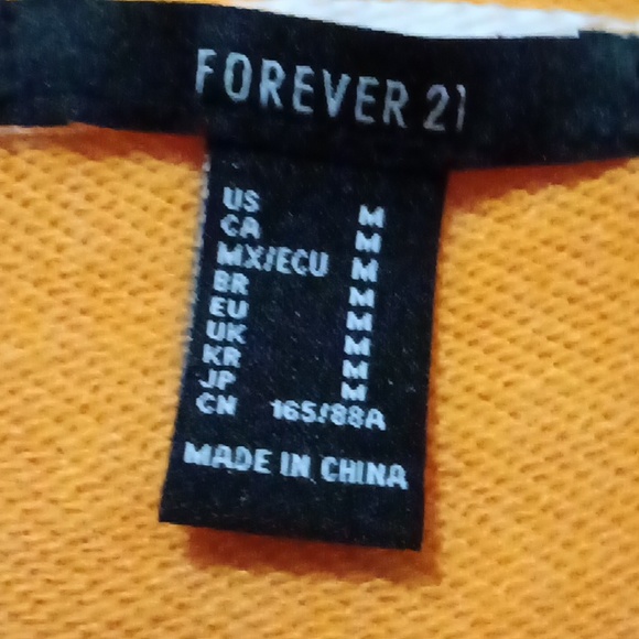 WOMEN'S CROP HOODIE NWOT - Picture 2 of 4